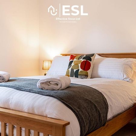 2 Bedroom Terrace Cottage, Parking, 5 Minutes Drive To Royal Shrewsbury Hospital Luaran gambar
